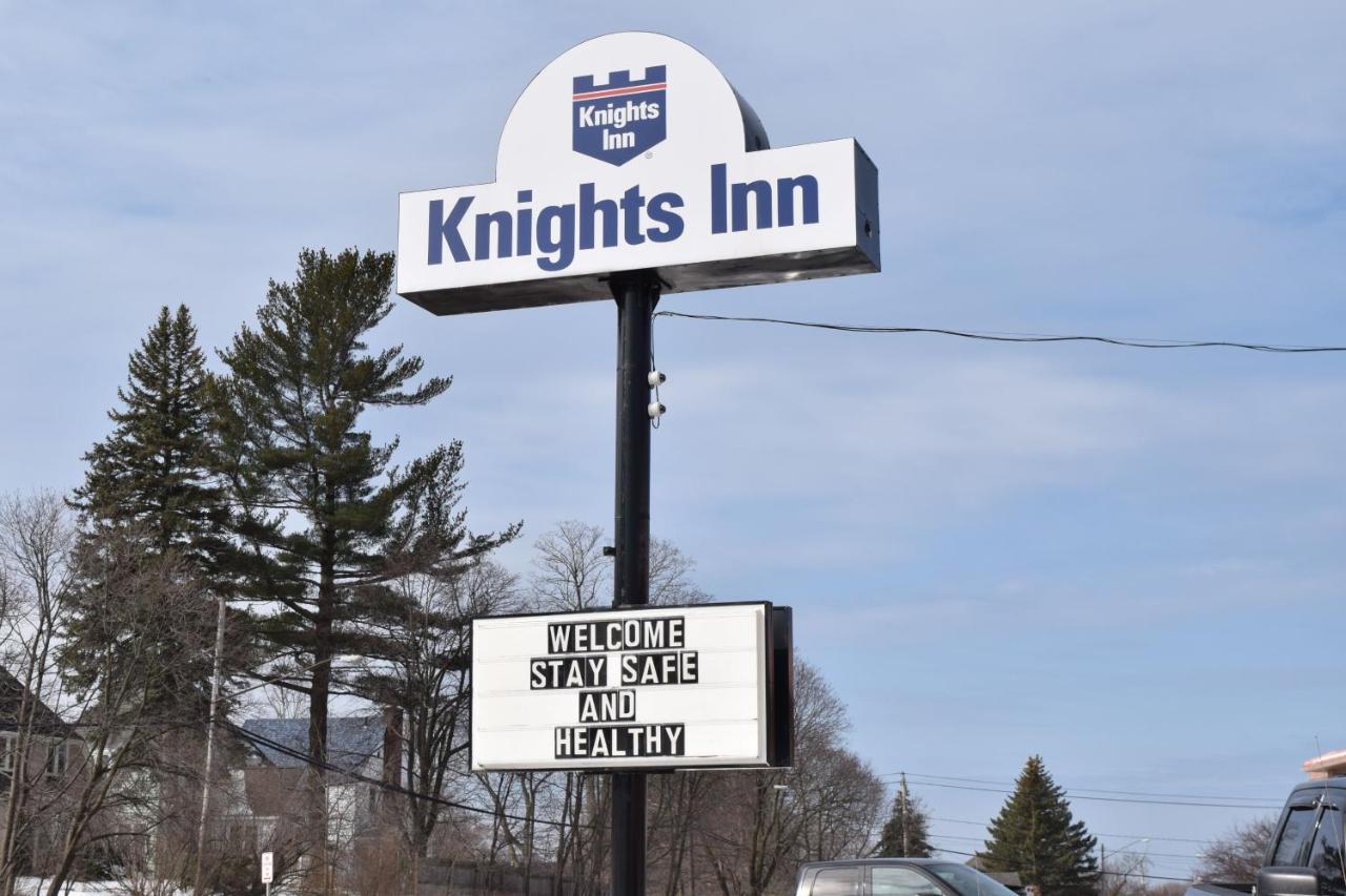Knights Inn Oswego East Exterior photo